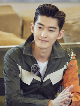 <b>张翰《勇敢的世界》三救队友  完美诠释勇者精神   </b>