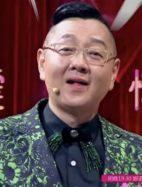 <b>《了不起的孩子》热播 张绍刚展示魔术绝活</b>