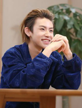 <b>爱奇艺《奇妙的食光》9月22日开播，朱正廷时隔5五年再下厨</b>