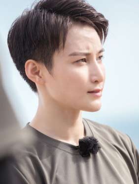 <b>蒋璐霞刚柔并济迎风而上 热血青春火力全开</b>