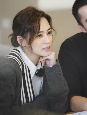 <b>钟欣潼《爸妈学前班》get育儿新技能  展多样魅力</b>