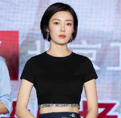<b>何美璇新剧《幸福一家人》定档双十一 羡慕“小姑子”董洁晒幸福隔空喊话邱</b>