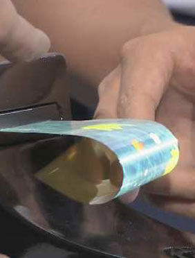 <b>柔性屏手机即将出现！这档央一的科普节目已证实</b>