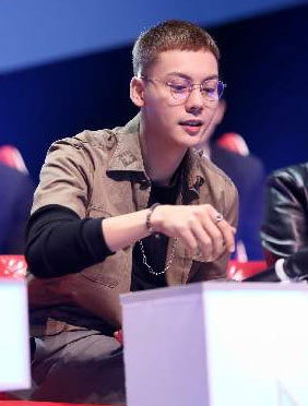 <b>“音乐鬼才”惊喜加盟《下一站传奇》获陈伟霆主动邀歌，赵英俊“我产量很大</b>