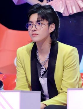 <b>《下一站传奇》男生战队再下一城，金按钮学员王芷嫣遗憾淘汰</b>