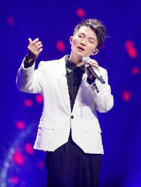 <b>暖冬治愈系综艺打动年轻观众 何炅：《声入人心》走到了心里</b>