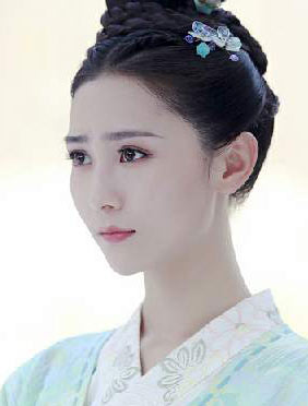 <b>张维娜《火王》无缝接档 首席助攻化身时尚主编</b>