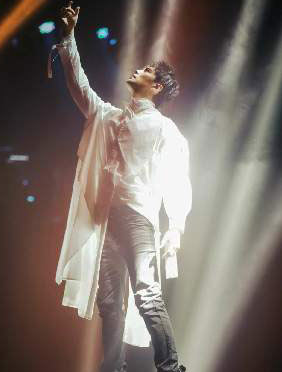 <b>《声入人心》话题霸榜收视第一 出品人合作舞台见证蜕变成长</b>