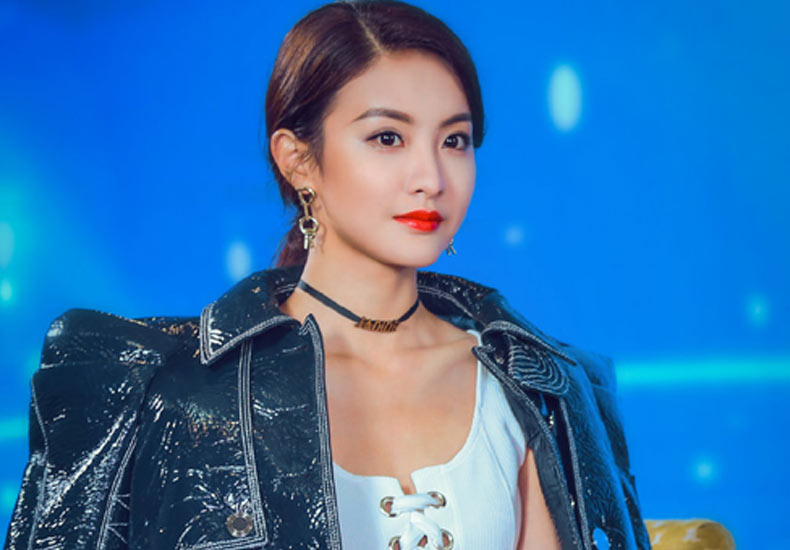 赖雨濛《火王》求婚现场被放鸽子 网友：哭的太心疼