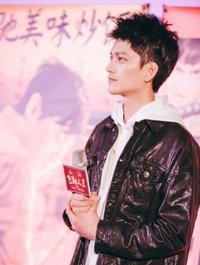 <b>《飞驰人生》路演南昌场    刘帅良化身“红包大佬”</b>