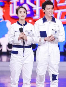 <b>张佳宁首登快本戏外性格神似如兰 舞姿萌翻全场欢乐不停</b>