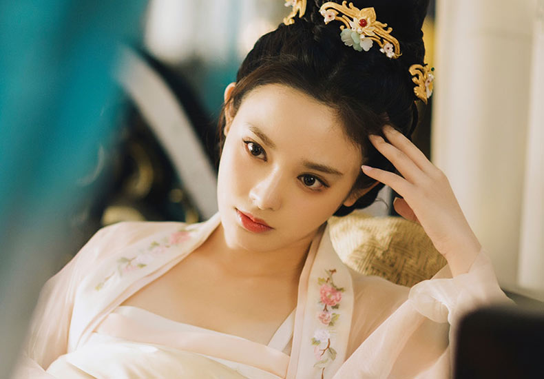 彭小苒《东宫》迎剧情新高潮 网友：忘川水失效倒计时