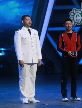 <b>致敬海军成立70周年 《挑战不可能之加油中国》展现中国海军超强必备技能</b>