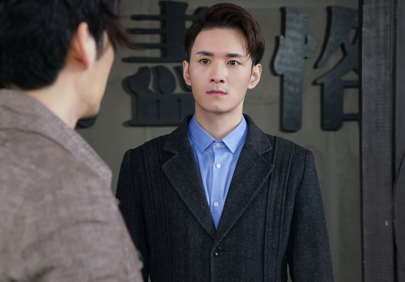 何奉天《罪夜无间》开播 身陷囹圄神秘上线