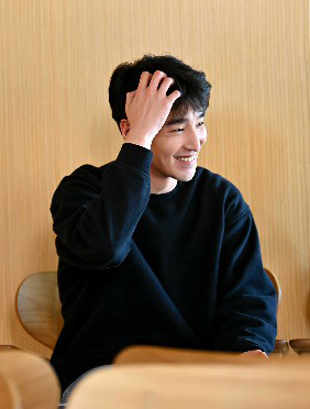 <b>《我和我的经纪人》朱亚文和一娃发生分歧？白宇唱歌需要提苹果肌？</b>