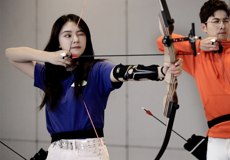 《我家那小子》林允约会陈学冬自荐冬大姨 热议情侣信息是否秒回