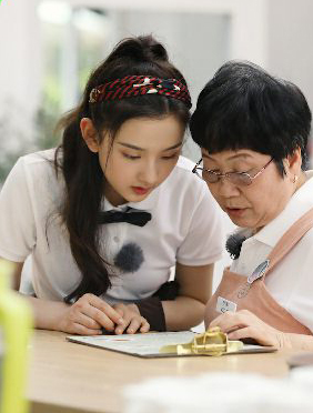 <b>《忘不了餐厅》神秘客人感动全场，即使遗忘也愿与你共创新的回忆</b>