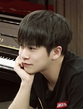 <b>武艺邀请神秘女子约会?却惨遭亲妈吐槽不会说话</b>