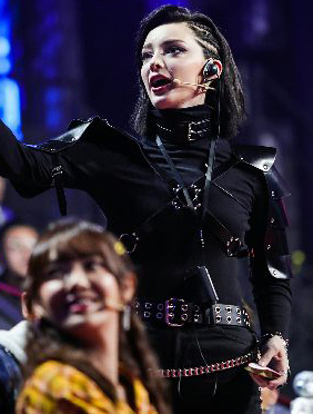 <b>非洲选手首度参战  中国铁甲格斗推动赛事国际化发展</b>