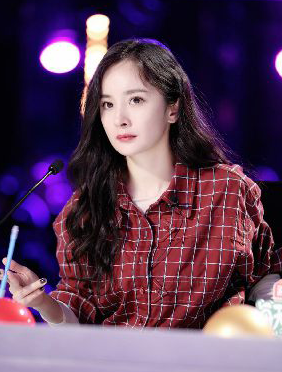 <b>《中国达人秀》开播在即！女民警触动杨幂回忆警察父亲，“惊险”表演解锁“</b>