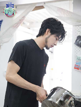 <b>黄晓明林大厨合体买买买不带钱？《中餐厅3》临时工谁将转正？</b>