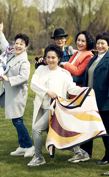 《老闺蜜》献礼新中国成立70周年 五大国宝级戏骨与时俱进华美绽放