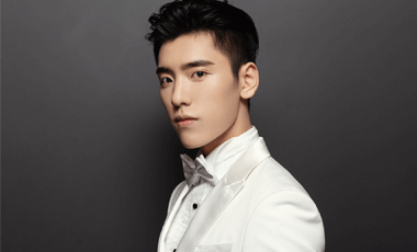 <b>王子异登央视国庆特别节目 与陶红同台为祖国庆生</b>