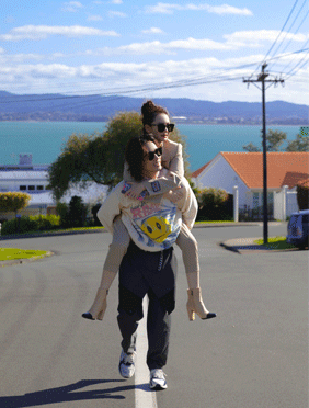 <b>戚薇李承铉夫妻搭档新综艺 《这样唱好美》音乐选秀节目官宣</b>