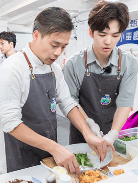 <b>《中餐厅3》圆满收官！特别策划“回忆杀”引观众泪目</b>