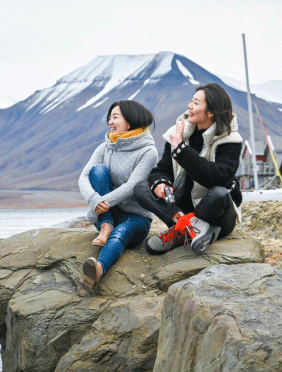 <b>《奇遇人生2》北极淘金 刘雯落泪谈“工作就是自己的男朋友”</b>