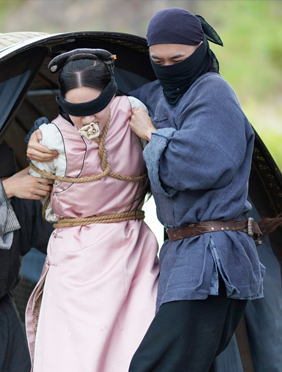 <b>高难度火戏水戏皆上阵，“以戏代练”优酷《演技派》就来真的</b>