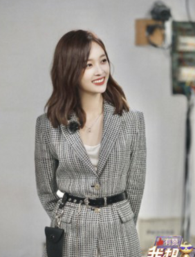 <b>《我想开个店》吴宣仪黄明昊放大招抢人，手工耿爆冷或遭淘汰</b>