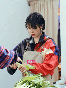 <b>阚清子《亲爱的客栈》再现调皮属性 快本上演“精致”逆袭</b>