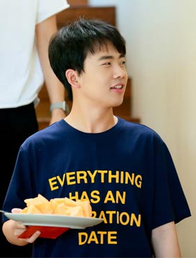 <b>《漫游记》钟汉良“恶作剧”频出  郭麒麟船上“三结义”</b>