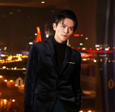 <b>《庆余年》剧组合体 二皇子刘端端气质吸睛</b>