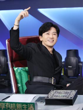 <b>苏有朋重回歌手身份 新综艺《天赐的声音》本周六首播 </b>