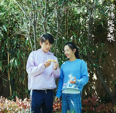 <b>《冰糖炖雪梨》梦想话题引关注 吴倩张新成故地重游回忆童年</b>