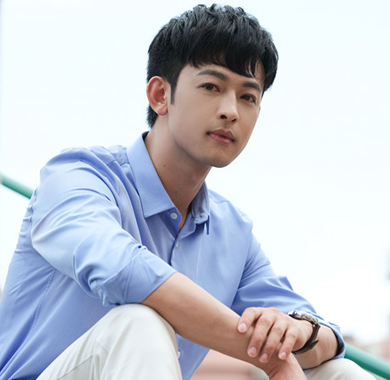 <b>《我成了他的班主任》热播       轻熟型男马昂成迷妹收割机</b>