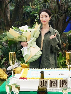 <b>民国探险剧《虫图腾》正式杀青 胡冰卿出演水系掌门守护国家宝藏 </b>