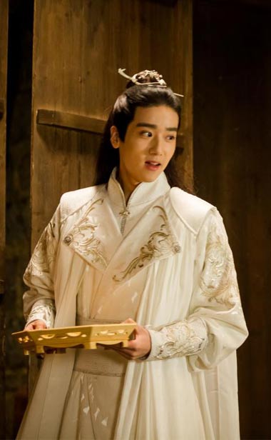 <b>李明峻《三千鸦杀》忠勇双全  白镜子下线引观众不舍</b>