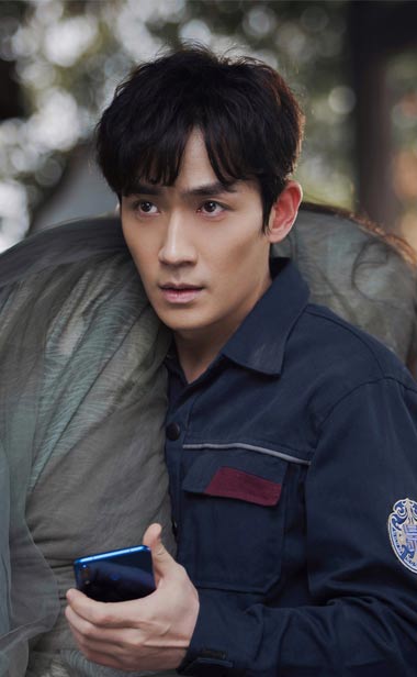 朱一龙《重启之极海听雷》今晚更新 吴邪职场不易期待邪帝归来   