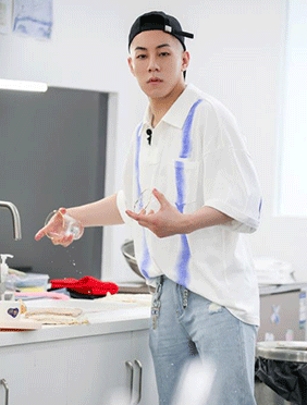 <b>鲜厨卡斯柏亮相中餐厅，最强后厨天团成立</b>