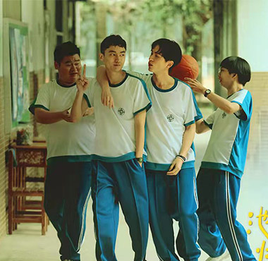 鱼丁糸首张专辑打造奇幻青春微短剧 《池塘怪谈》今日定档11月30日上线