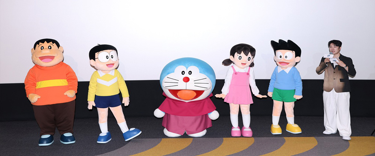 5 月 25 日，《哆啦 A 梦》系列电影 2025 年全新力作 《哆啦 A 梦：大雄的绘画奇遇记》绘世界 友 园会主题首映活动于北京盛大