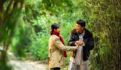 练练携手情感大号 共同追忆“你是否为爱勇敢过”