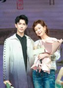 《新白娘子传奇》发布会两代许仙同台 于朦胧叫叶童妈