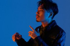 孙骁《中国新说唱》鼓励对手 潘玮柏：友情很可贵  