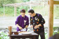 吴刚吴羽卿“对口相声”解锁做饭新模式  暖心父子节目首现分歧