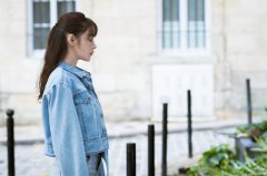 《鳄鱼与牙签鸟》热播 张天爱仙女落泪惹人怜