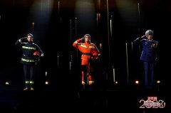 黄俊捷网络春晚致敬中国火焰蓝 新剧《萌医甜妻》开播古装获好评 